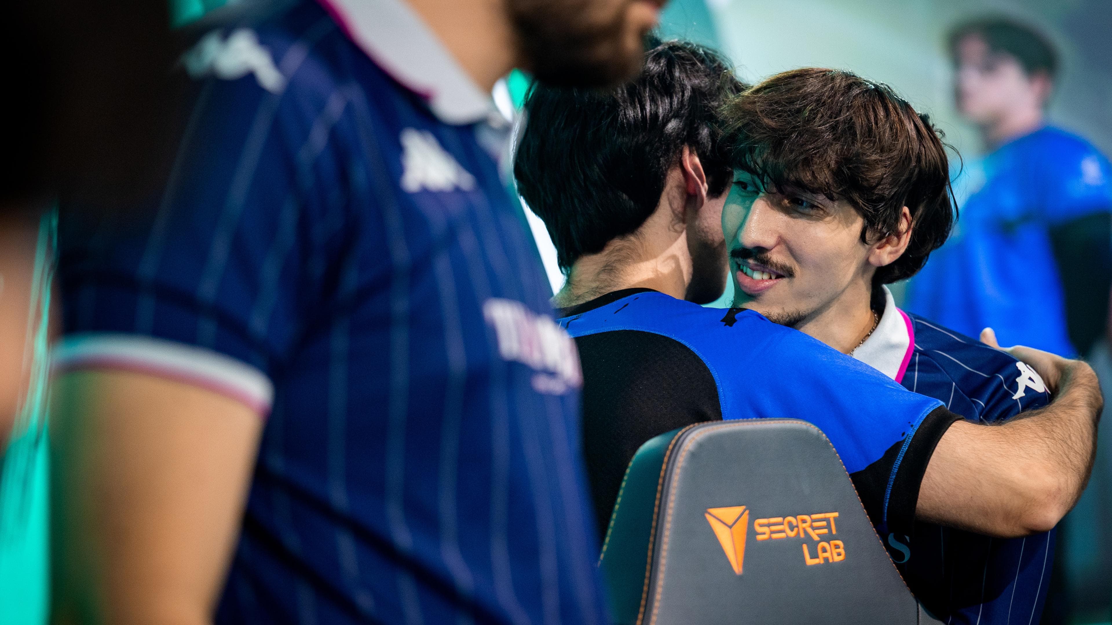 Article background image