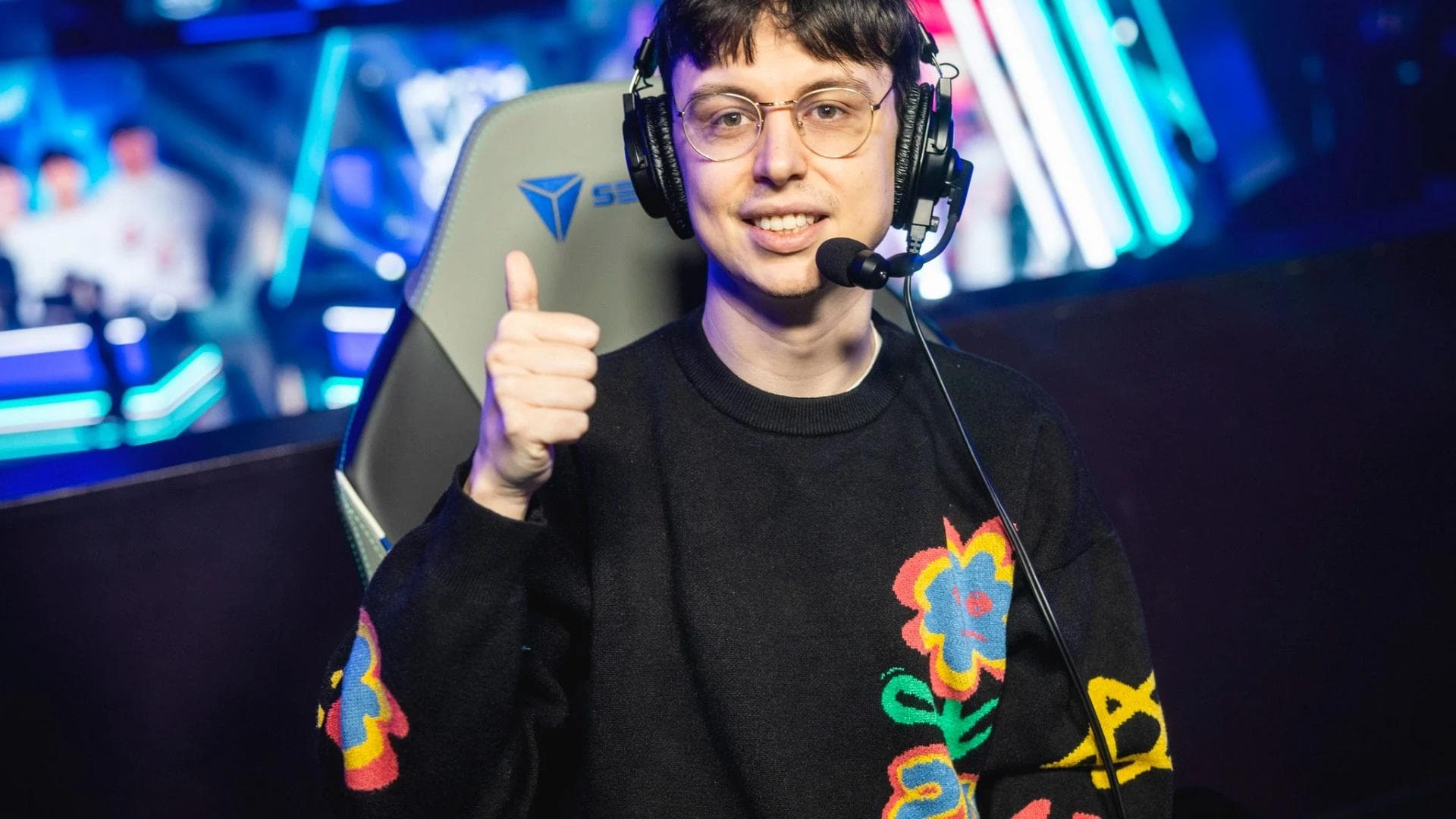 Article background image