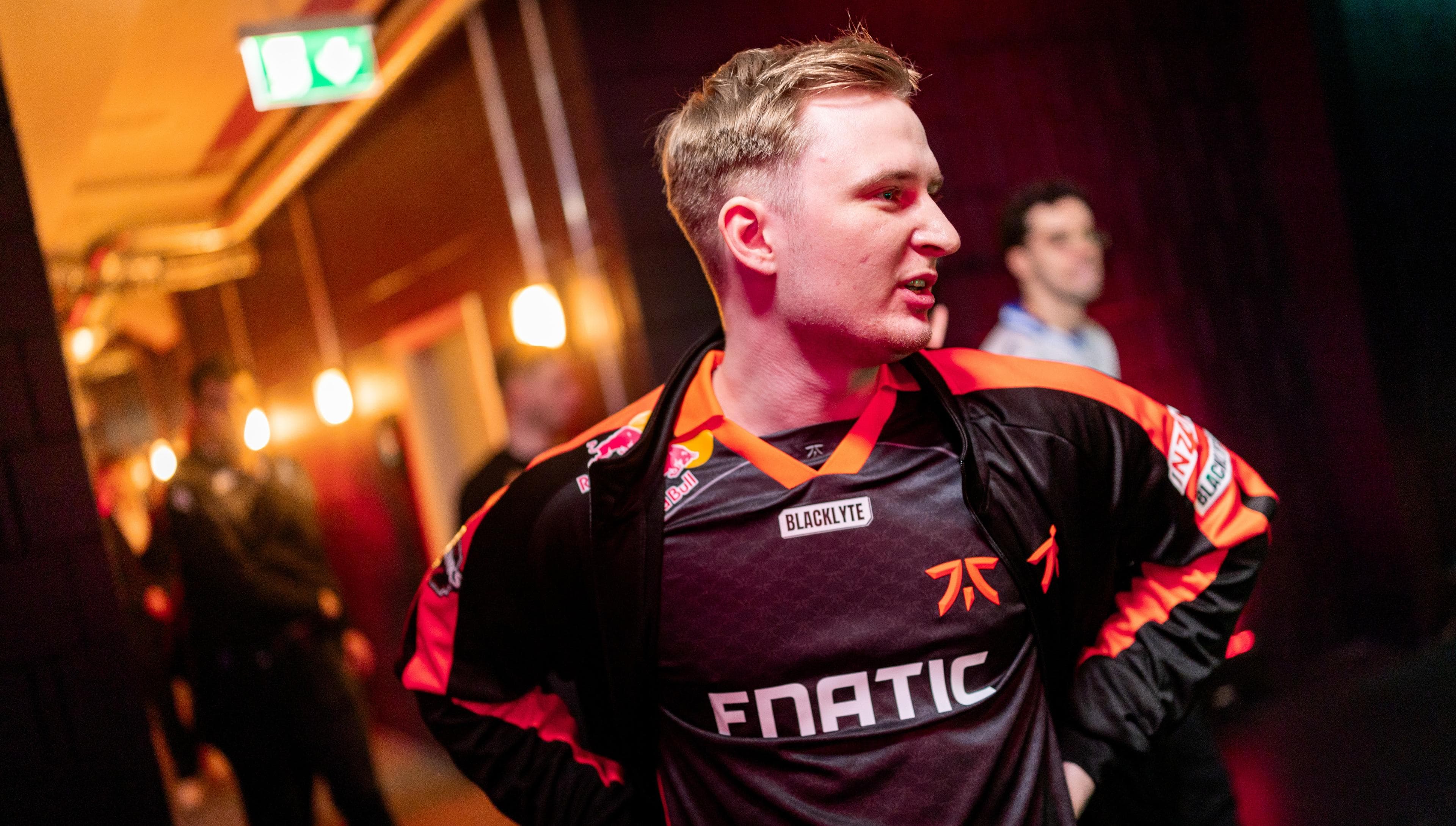 Article background image