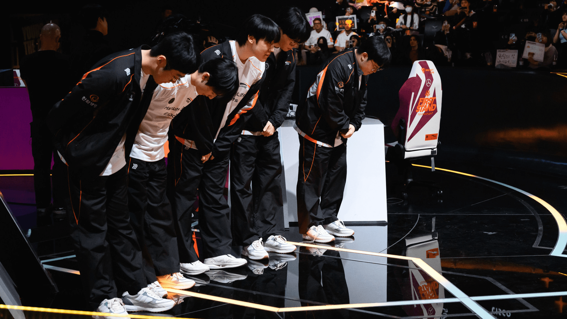 Article background image