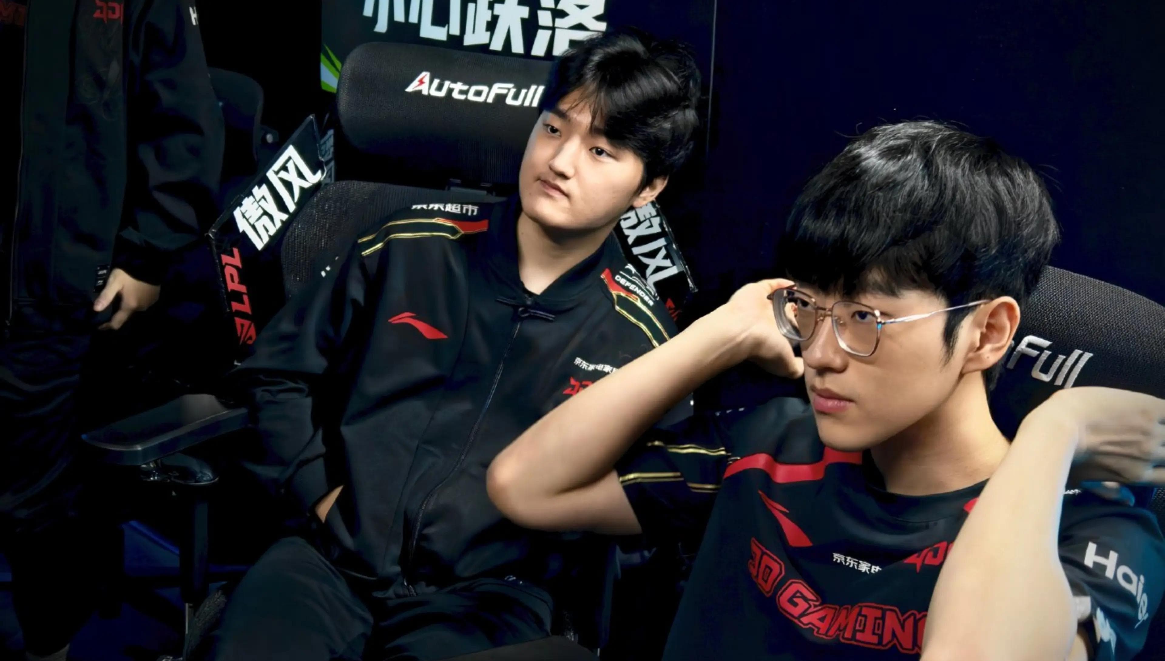 Article background image