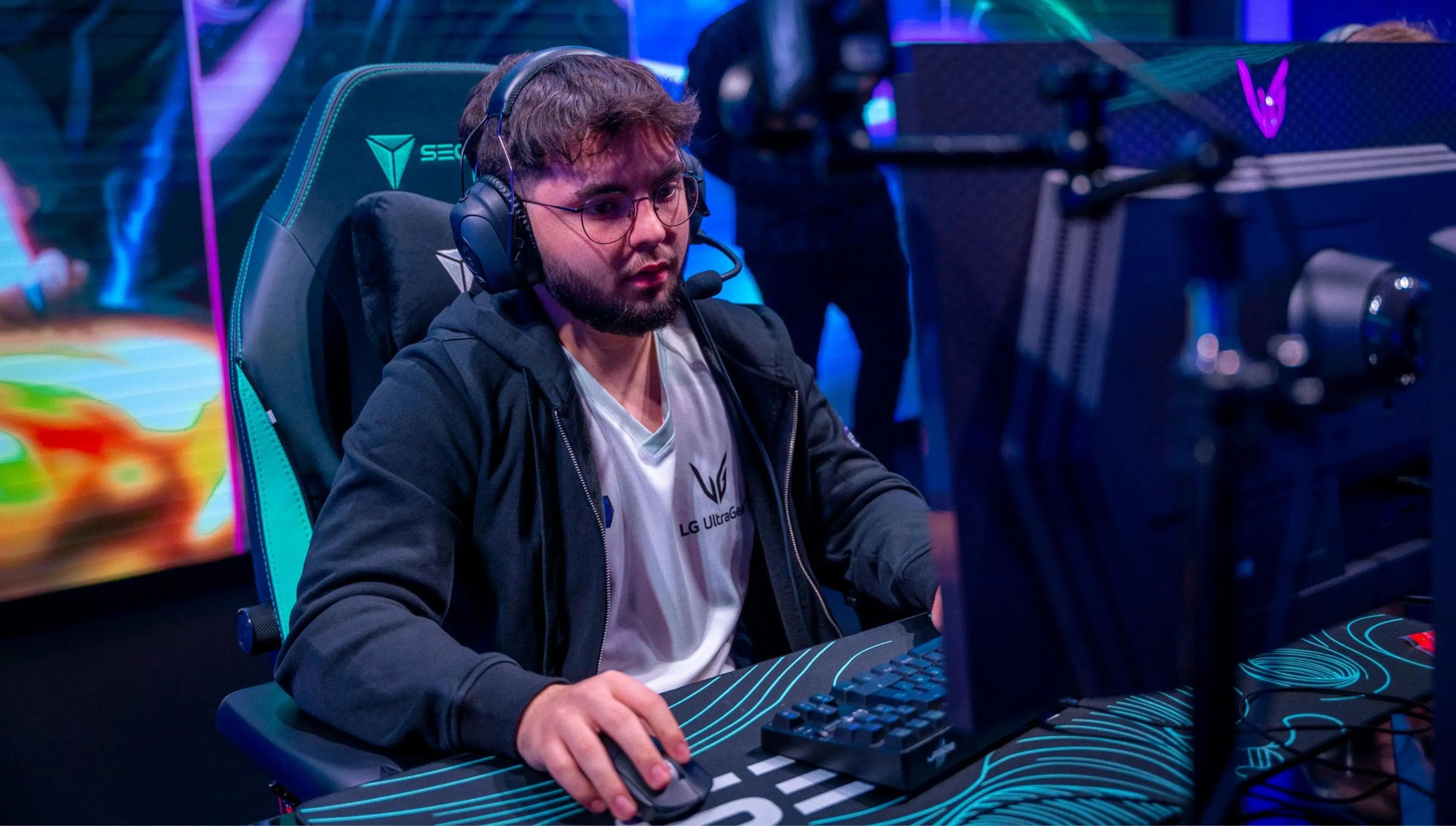 Article background image