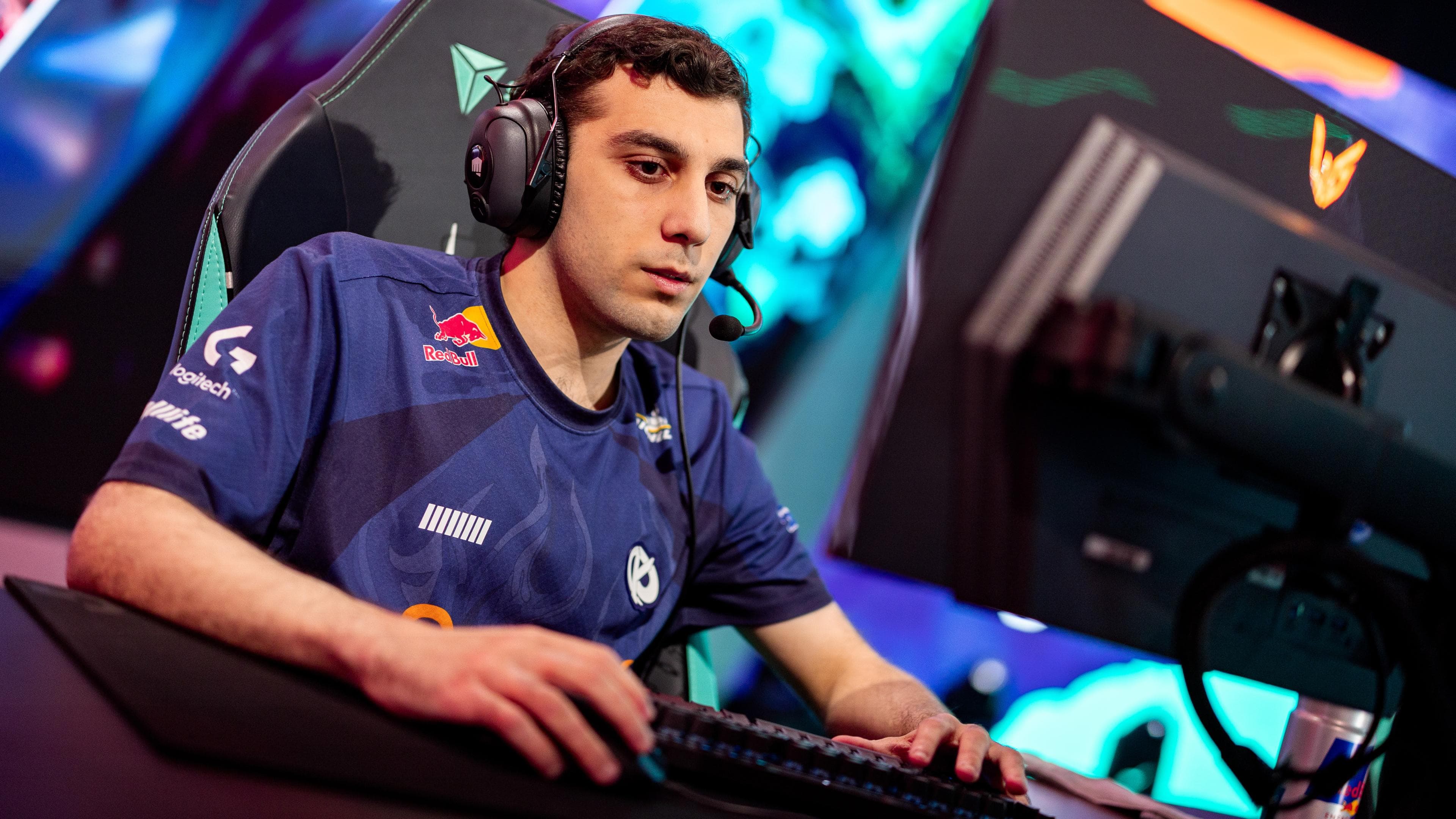 Article background image