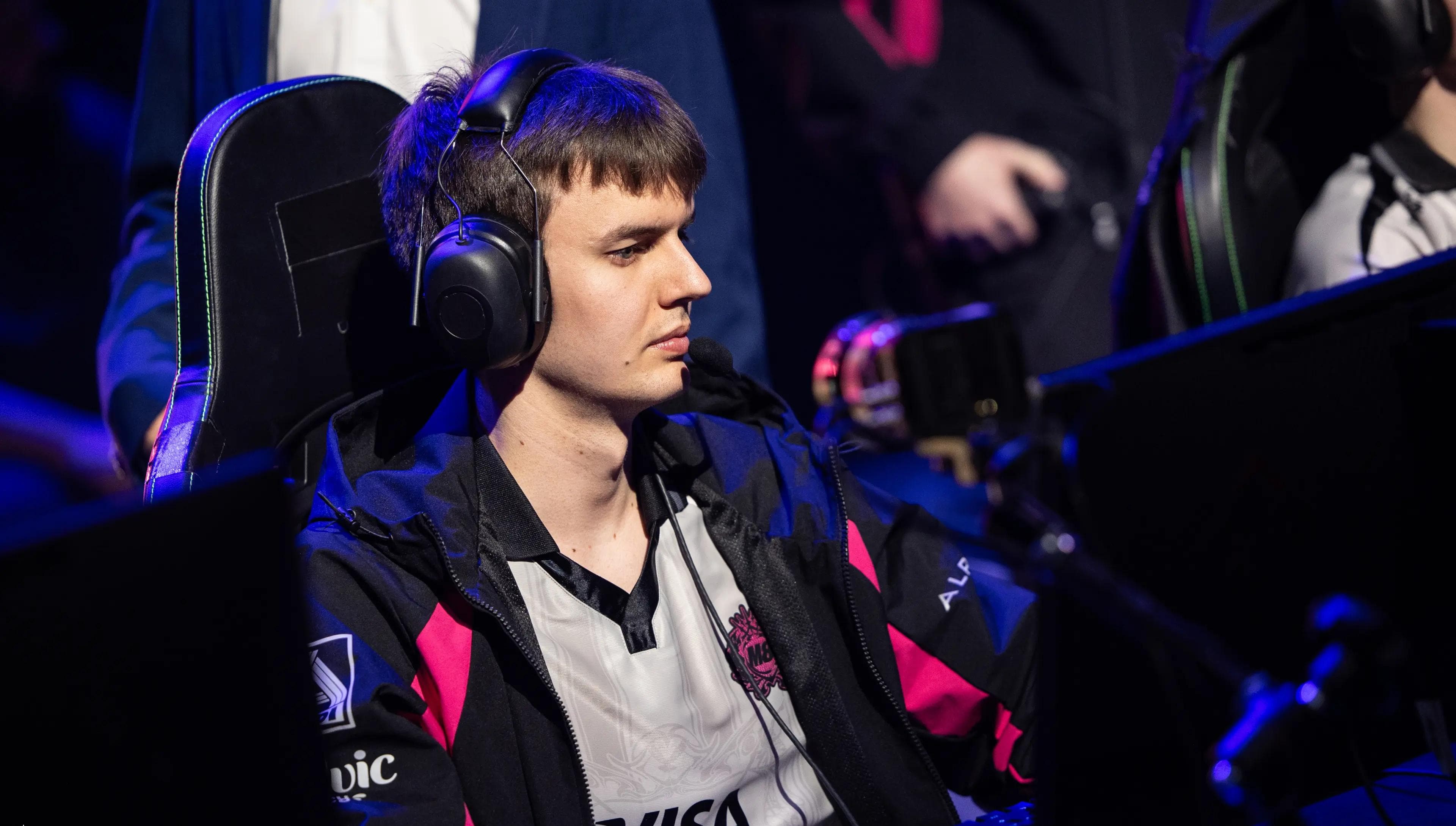 Article background image