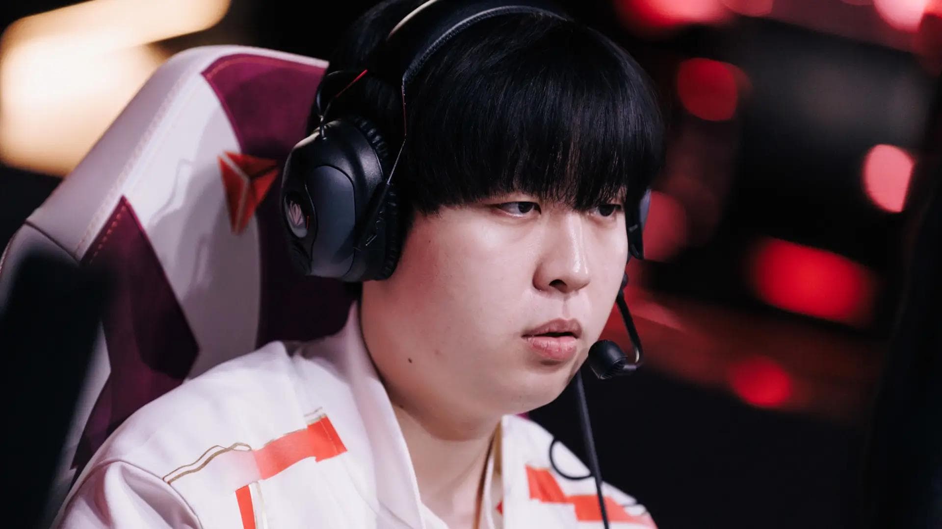 Article background image