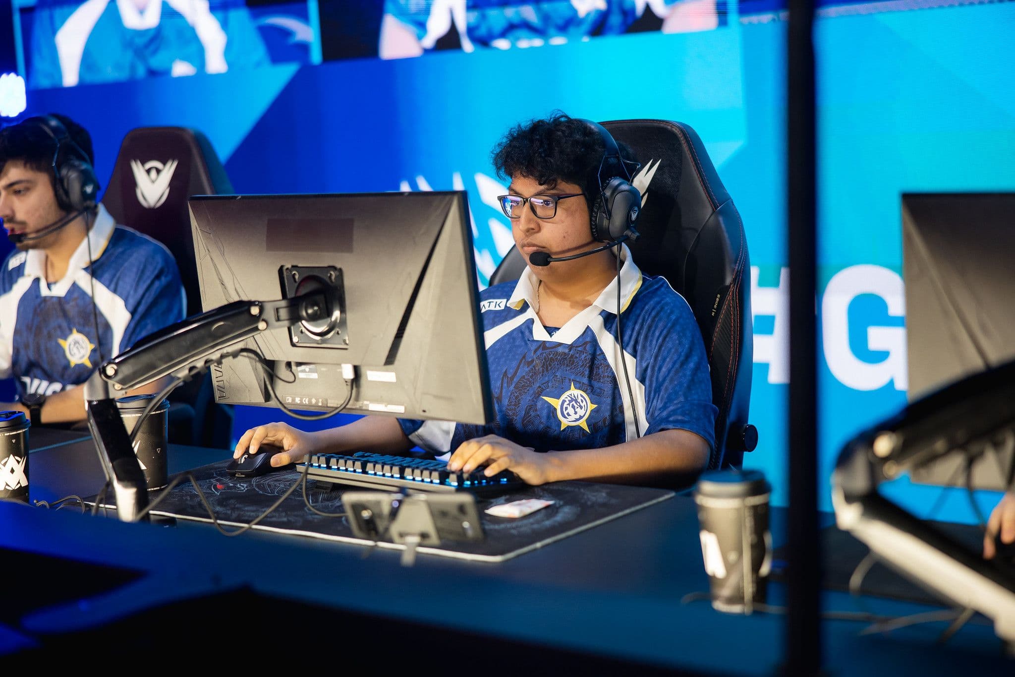 Article background image