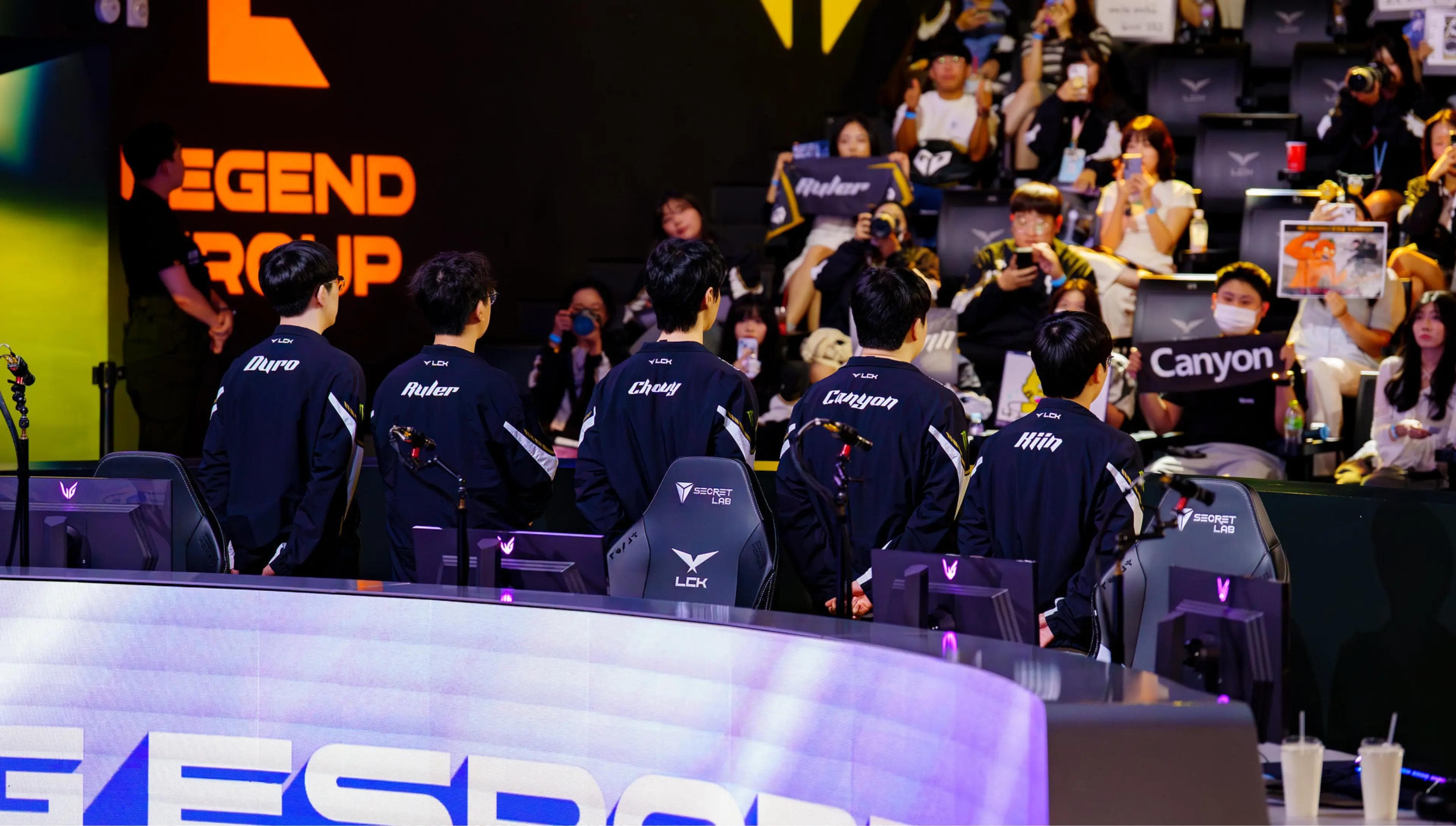 Article background image