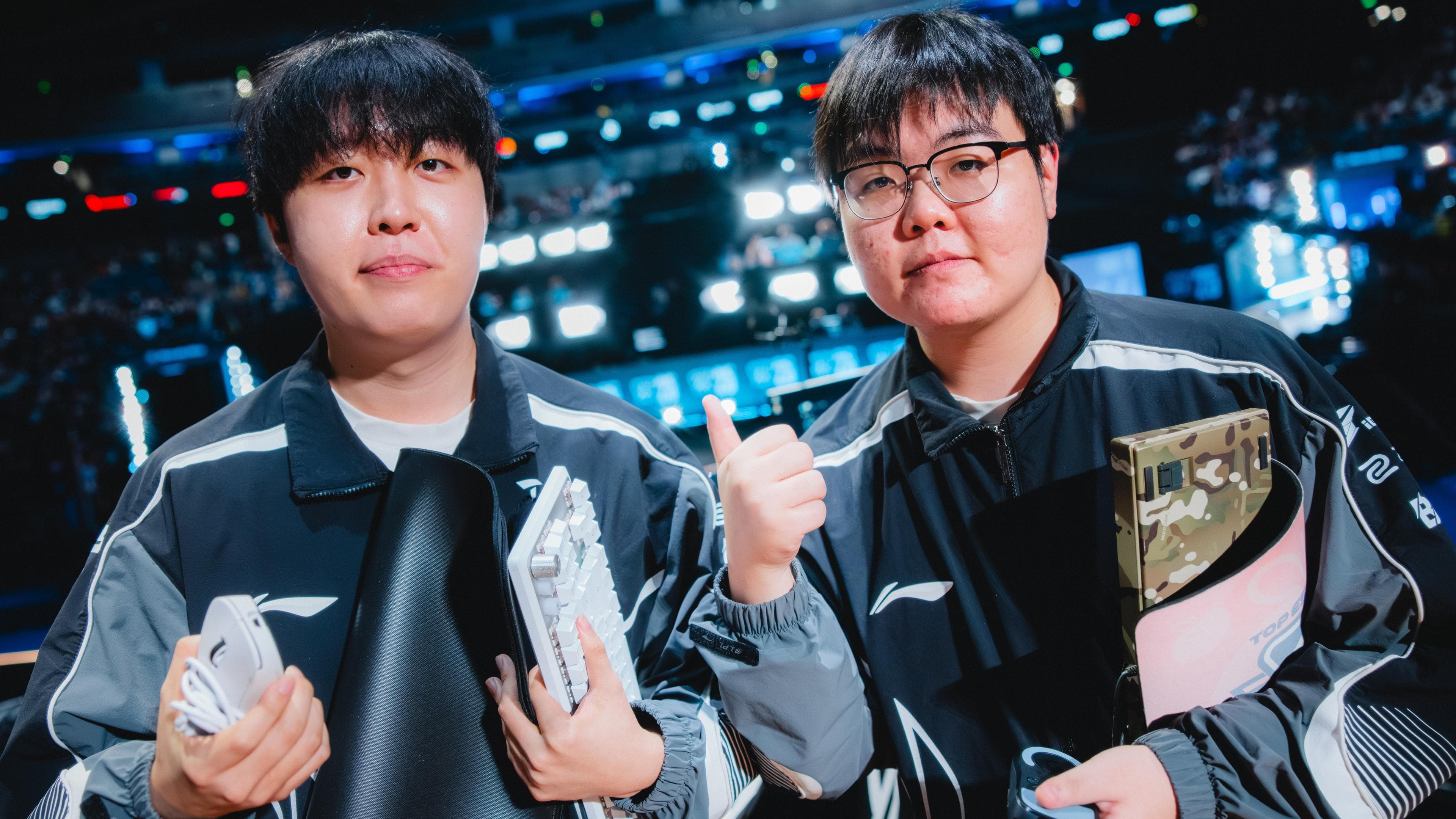 Article background image