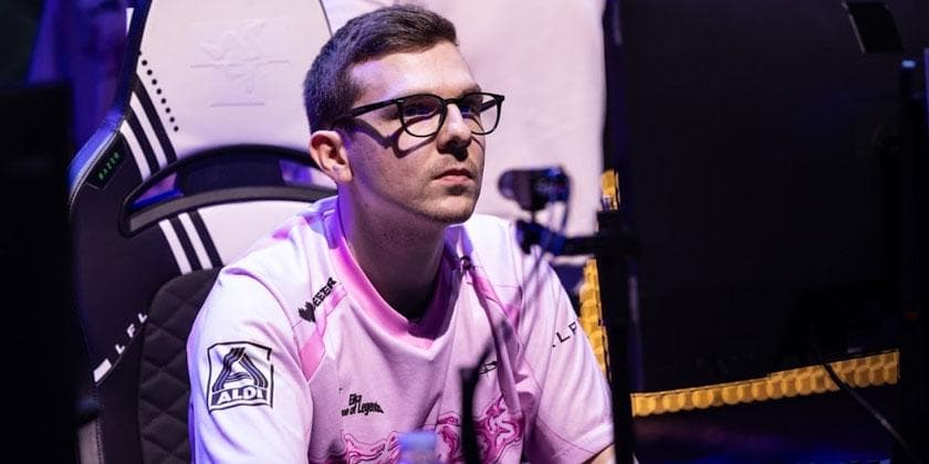 Article background image