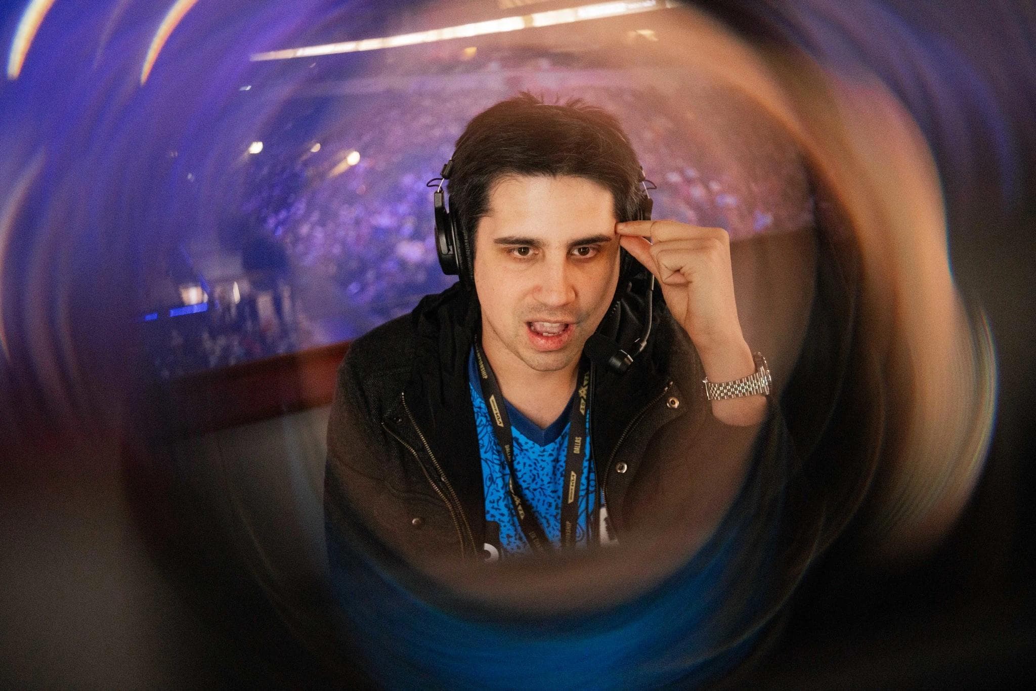 Article background image