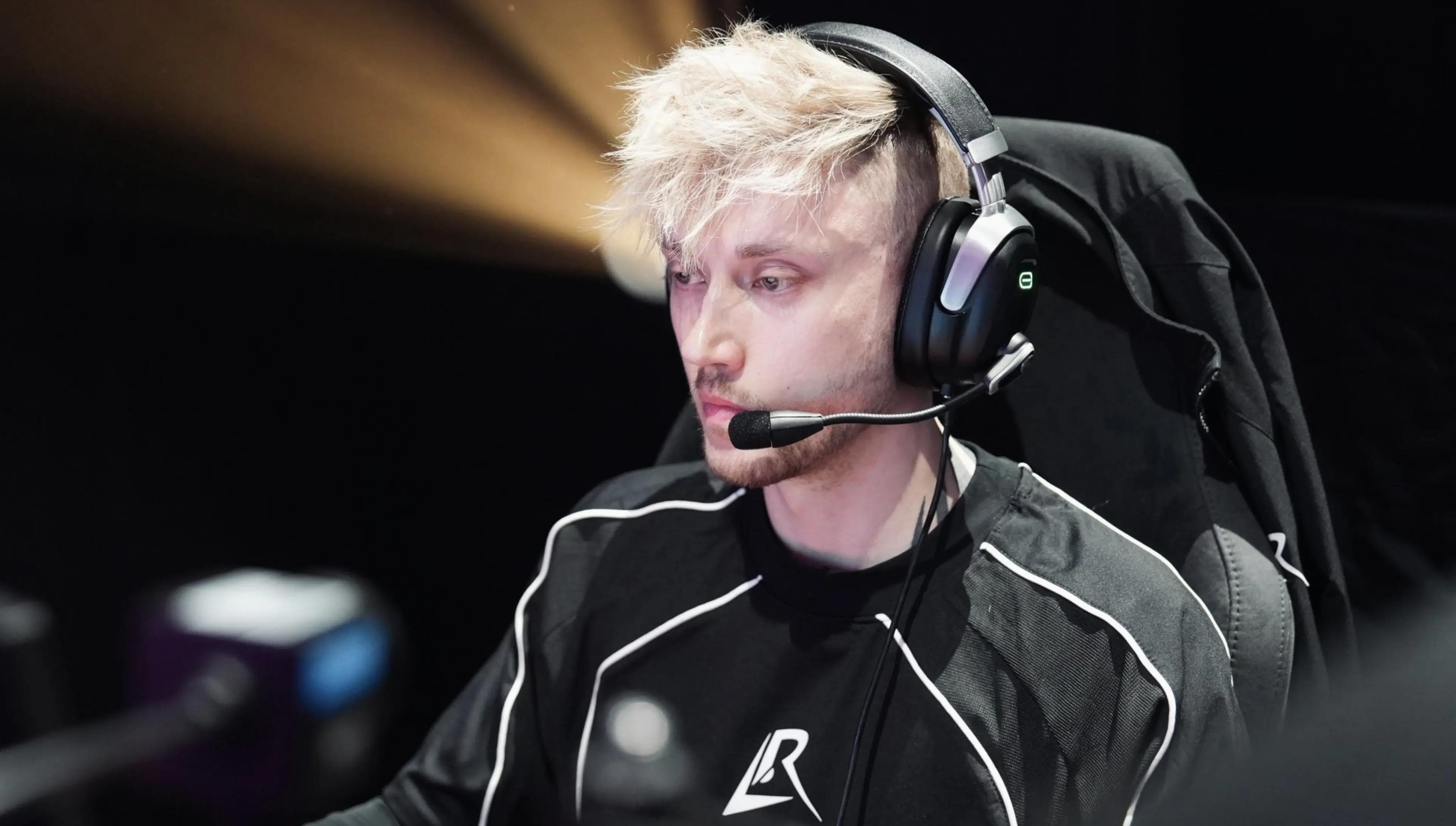 Article background image