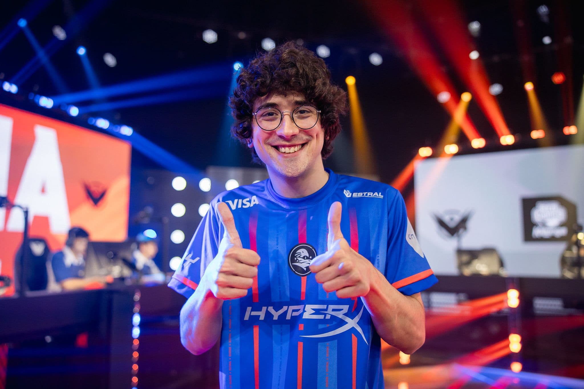 Article background image