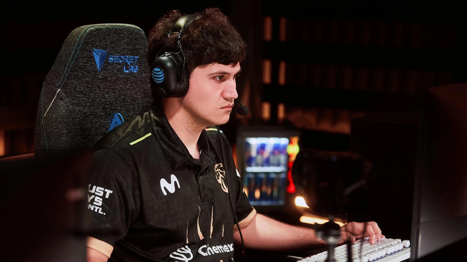 Article background image