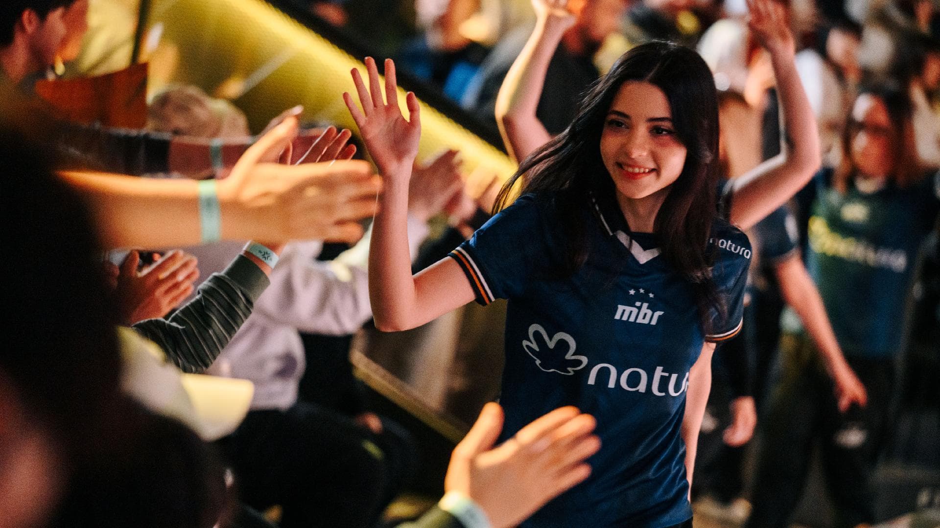 Article background image