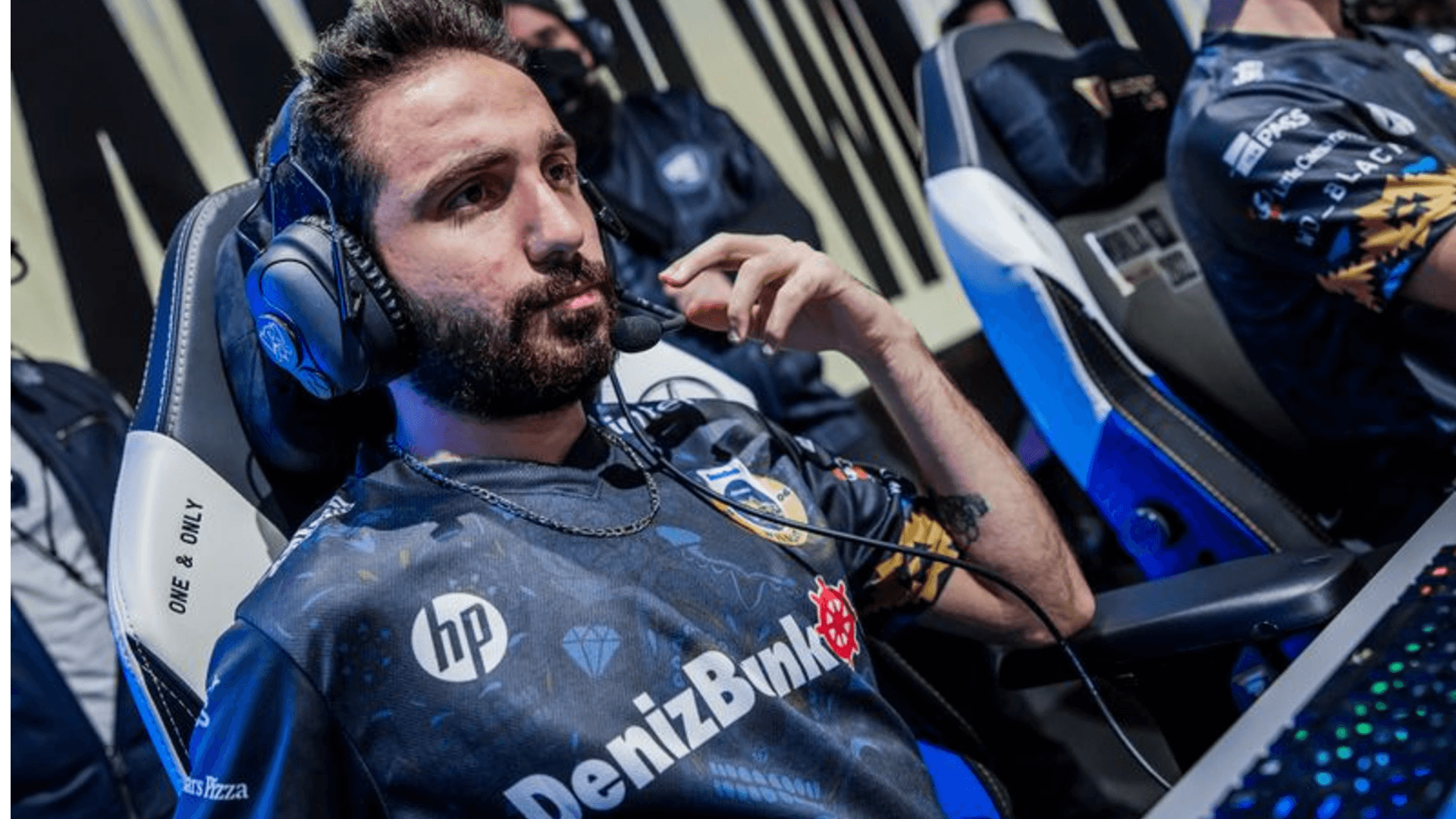 Article background image